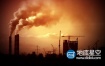 视频素材：实拍夕阳下远处工厂工业烟囱里冒出黑烟破坏环境大气污染