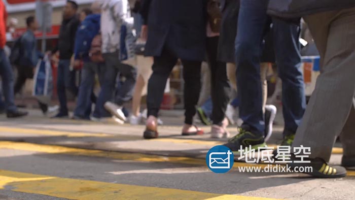 视频素材-简约大气城市人行道人流脚步实拍素材